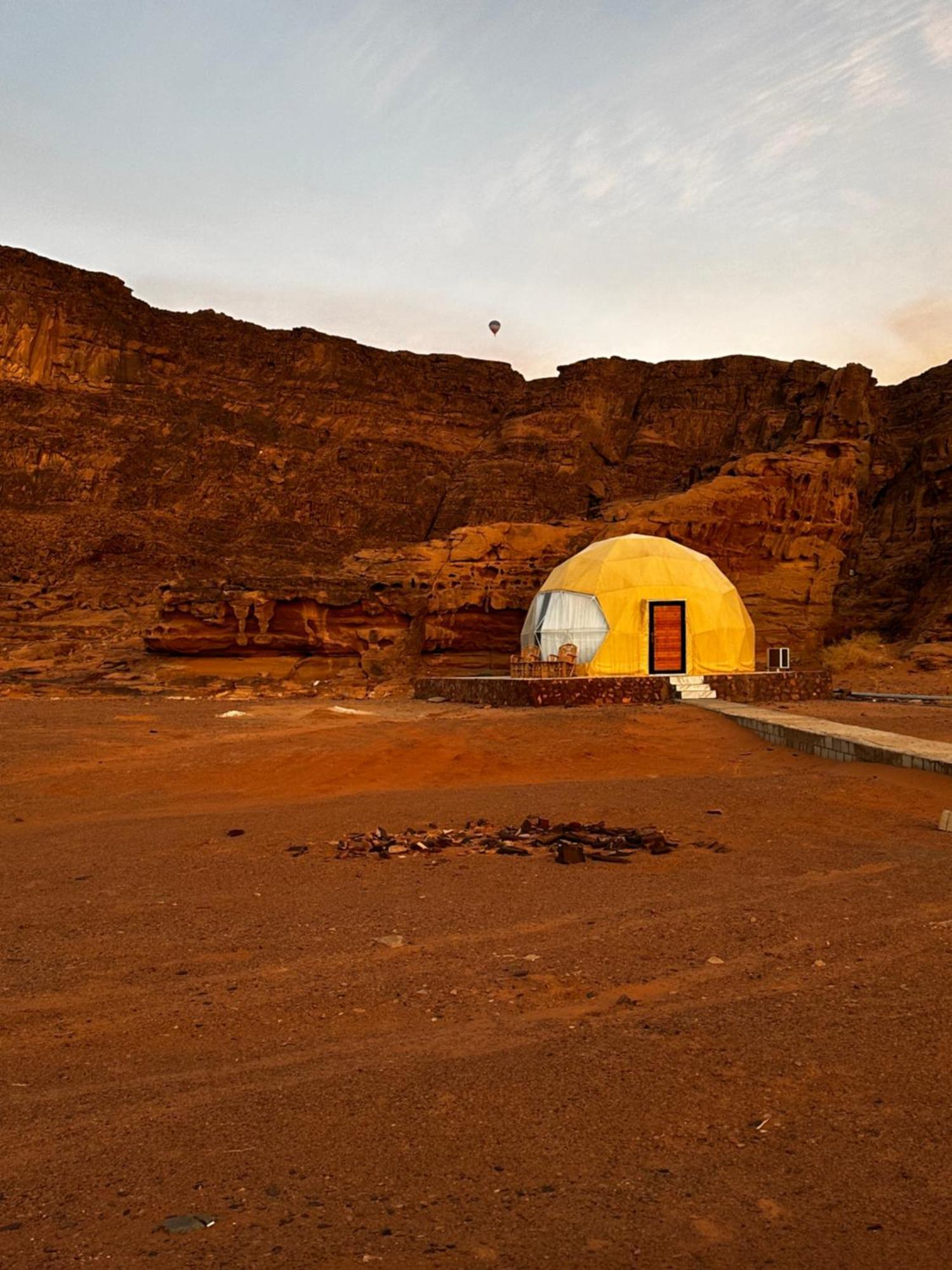 Night Magic Camp Hotel Wadi Rum Eksteriør billede